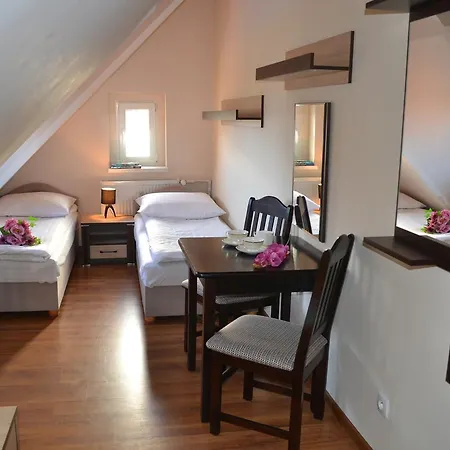 Hostel Dom Turysty Pttk W Miedzyzdrojach
