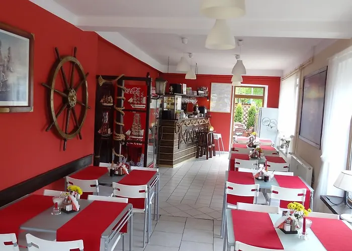 Dom Turysty Pttk W Miedzyzdrojach Hostel *